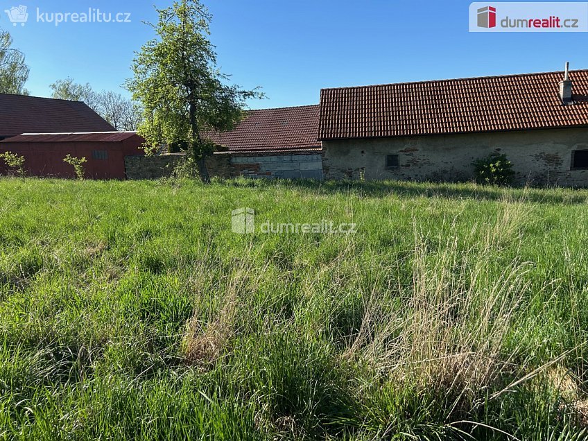 Prodej  stavebního pozemku 1957 m^2 Bernartice, Bernartice 