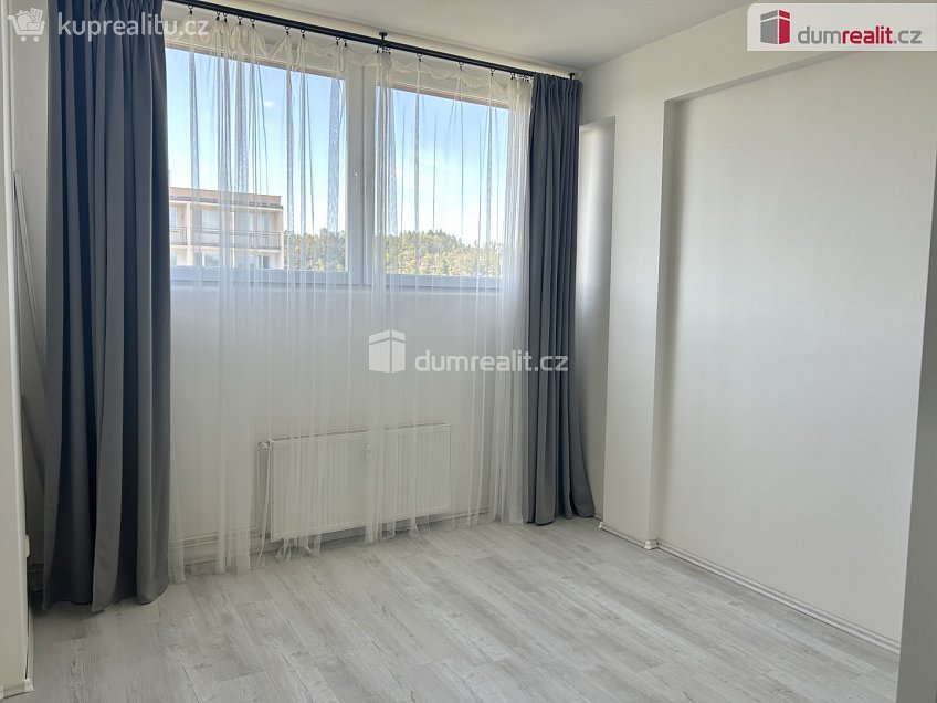 Pronájem bytu 3+kk 65 m^2 náměstí Míru, Zruč nad Sázavou 