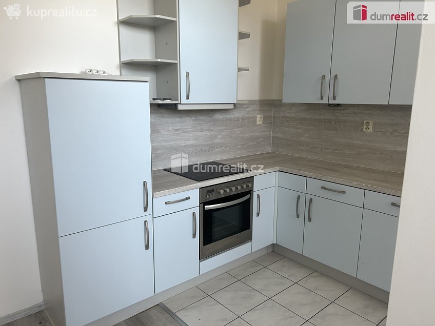 Pronájem bytu 3+kk 65 m^2 náměstí Míru, Zruč nad Sázavou 
