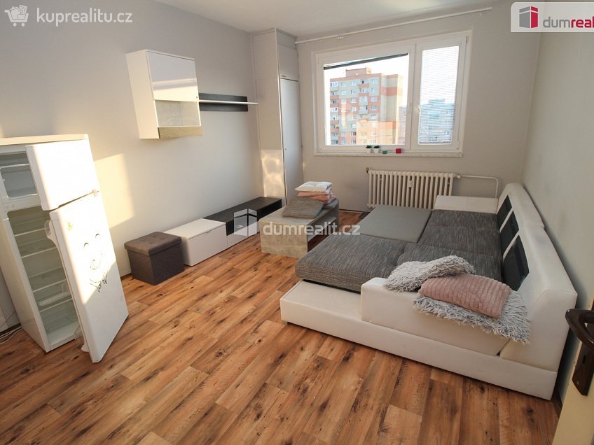 Pronájem bytu 2+kk 44 m^2 Konečná, Karlovy Vary 