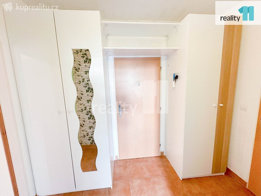 Pronájem bytu 2+kk 45 m^2 Wolkerova, Hulín 