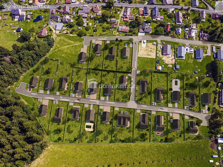 Prodej  stavebního pozemku 1380 m^2 Tři Sekery, Tři Sekery 
