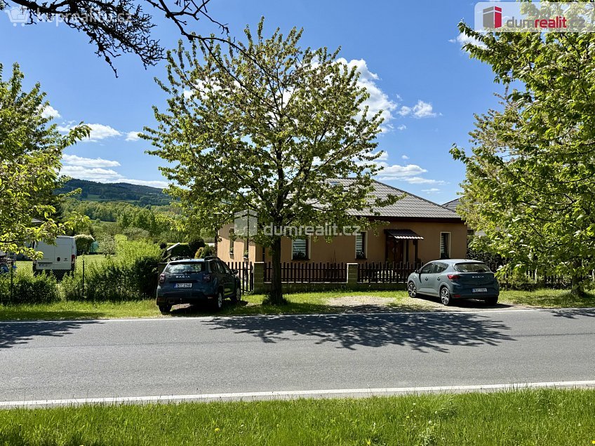 Prodej  rodinného domu 135 m^2 Dolní Žandov, Dolní Žandov 