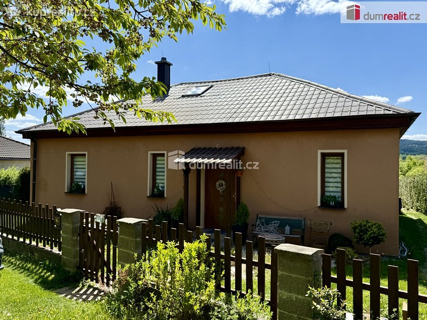 Prodej  rodinného domu 135 m^2 Dolní Žandov, Dolní Žandov 
