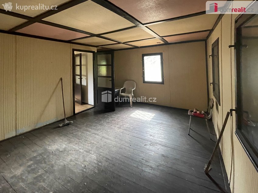 Prodej  chaty 40 m^2 U Srnčího paloučku, Říčany 