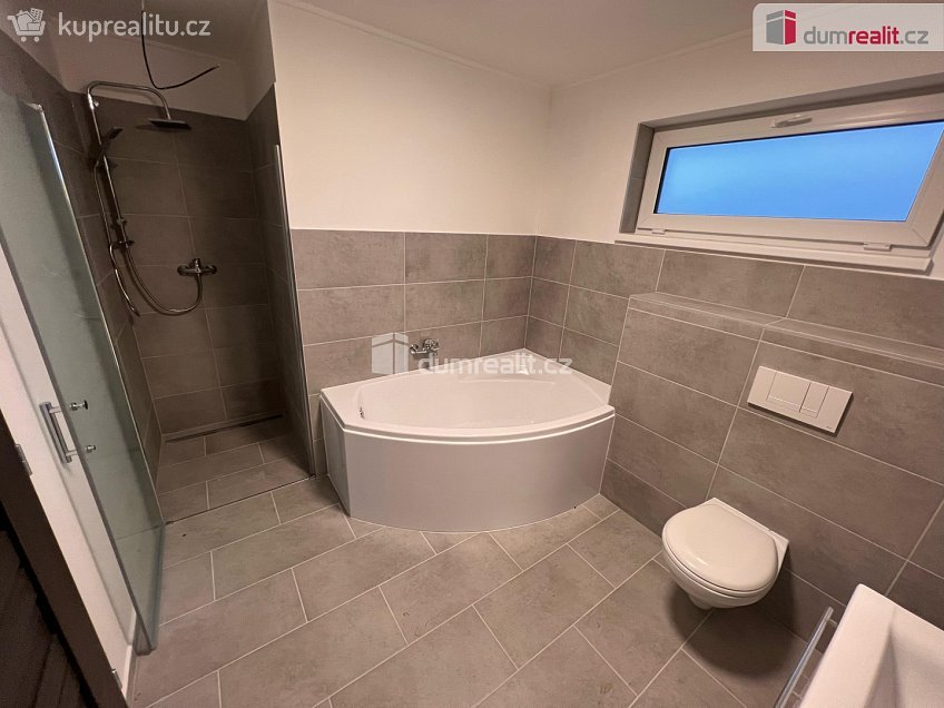 Prodej  rodinného domu 120 m^2 Koželužská, Hroznětín 