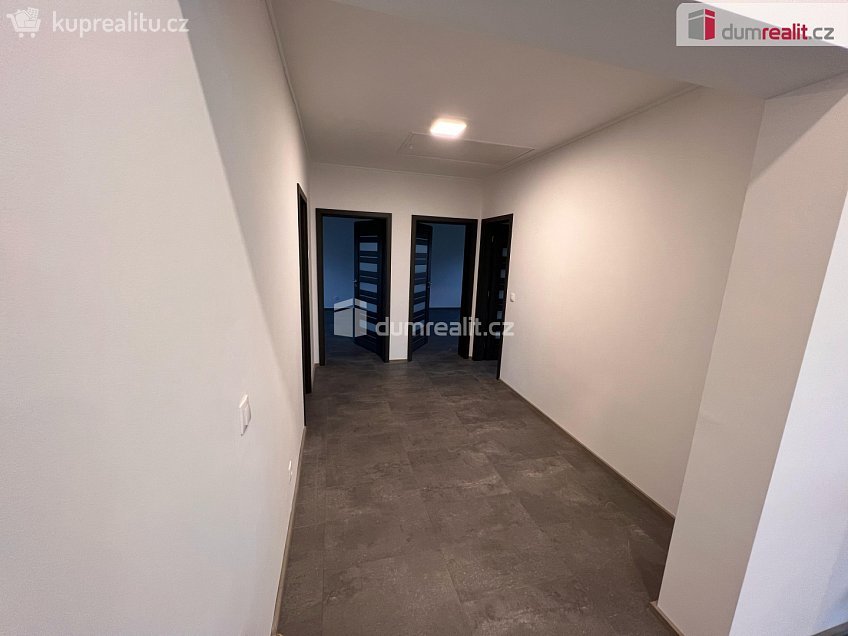 Prodej  rodinného domu 120 m^2 Koželužská, Hroznětín 