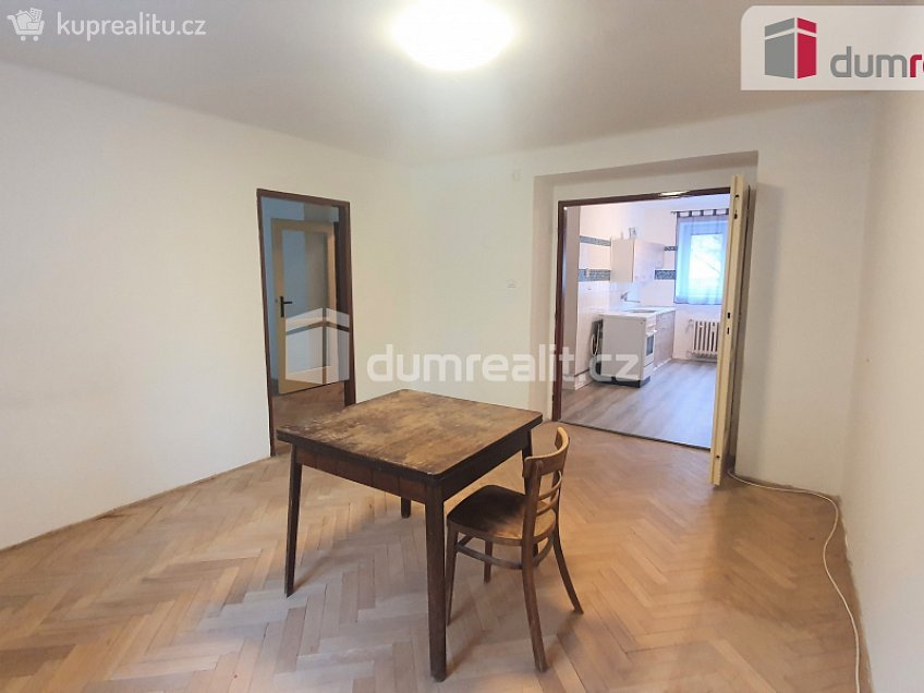 Pronájem bytu 2+1 54 m^2 Mikoláše Alše, Kolín 