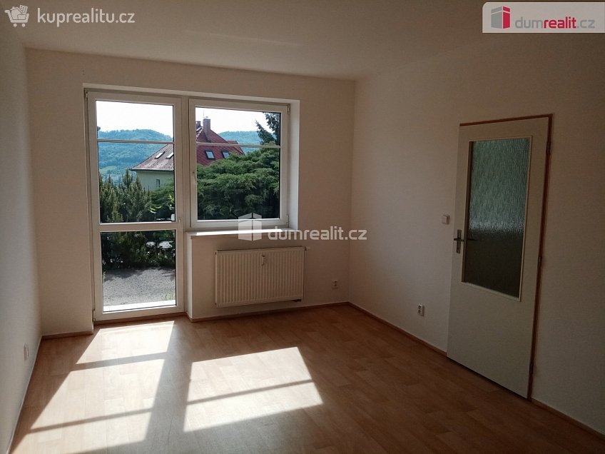 Pronájem bytu 1+1 37 m^2 Lovosická, Děčín 