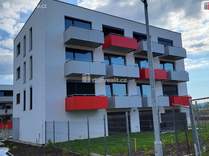 Pronájem bytu 3+kk 65 m^2 Ovesná, Hořovice 