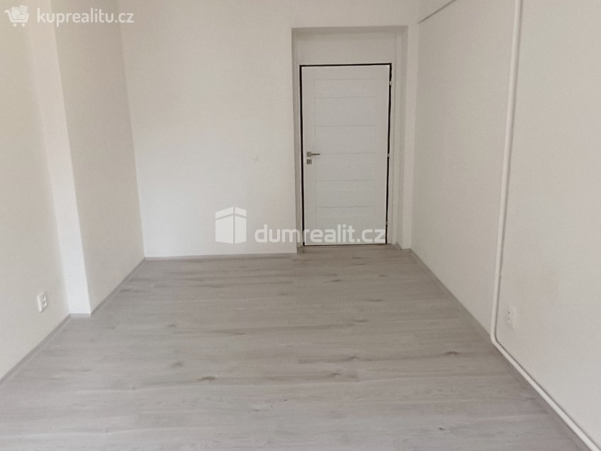 Pronájem bytu 2+1 49 m^2 Bezručova, Děčín 