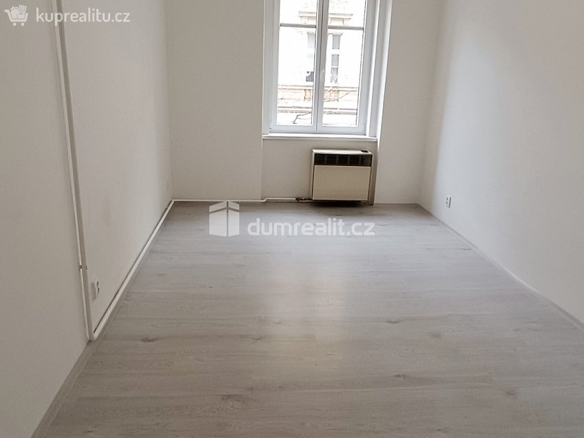 Pronájem bytu 2+1 49 m^2 Bezručova, Děčín 