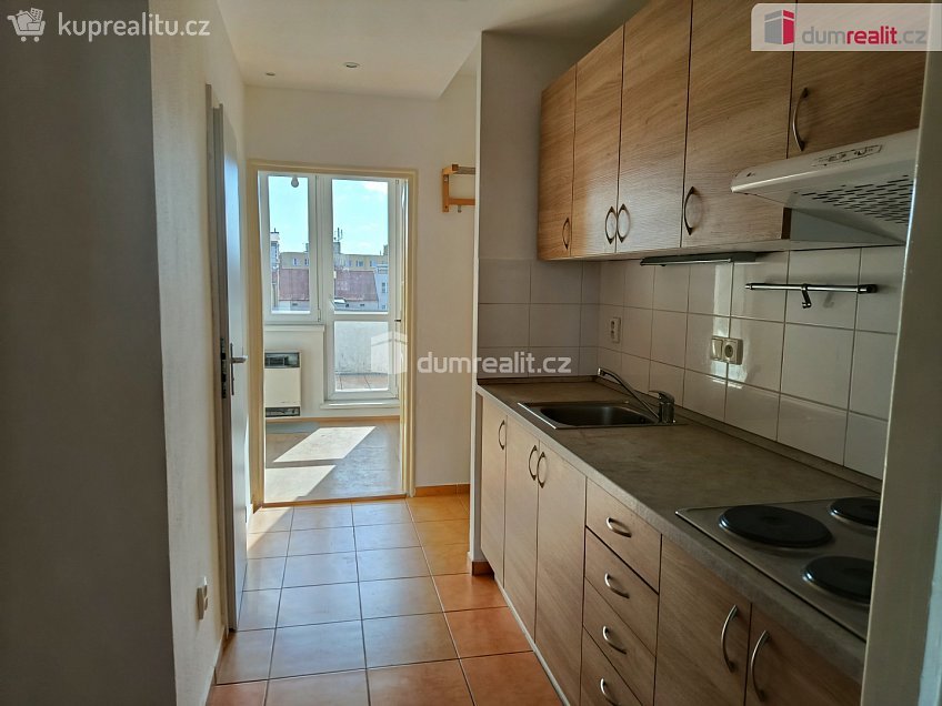 Pronájem bytu 2+kk 42 m^2 Novgorodská, Praha 10 
