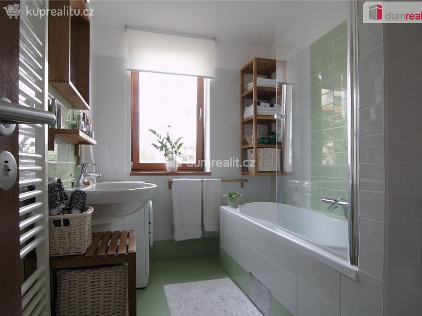 Pronájem bytu 1+kk 48 m^2 Hořínecká, Praha-Ďáblice 