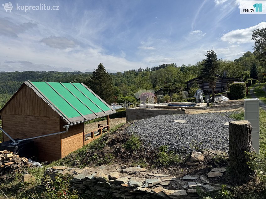 Prodej  chalupy 302 m^2 Líšný, Líšný 