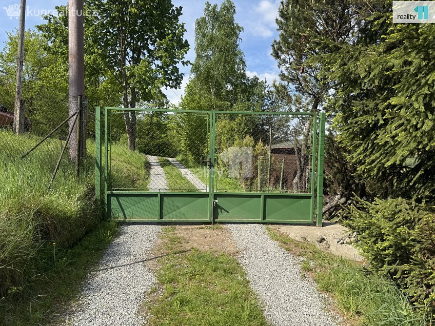 Prodej  chalupy 302 m^2 Líšný, Líšný 