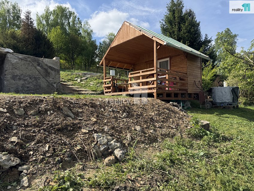Prodej  chalupy 302 m^2 Líšný, Líšný 