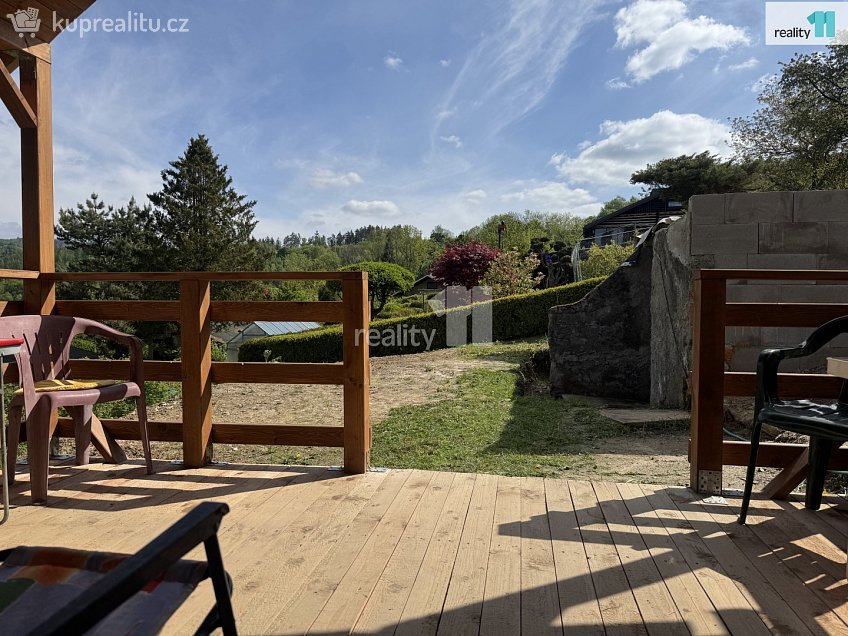 Prodej  chalupy 302 m^2 Líšný, Líšný 