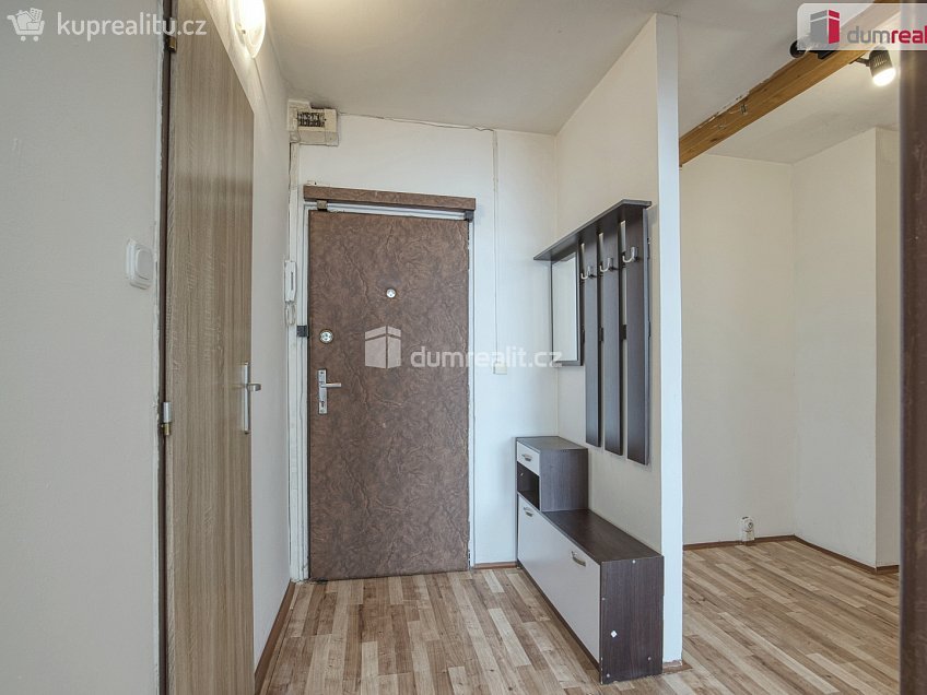 Pronájem bytu 2+kk 39 m^2 Kojetická, Neratovice 