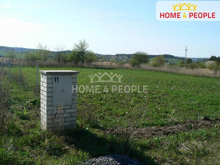 Prodej  stavebního pozemku 1196 m^2 Lešany, Lešany 