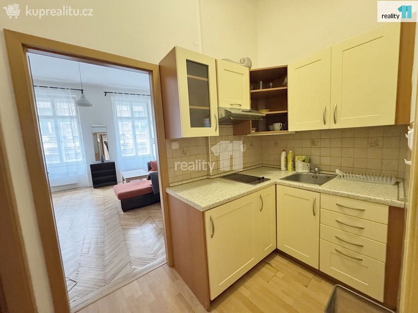 Pronájem bytu 2+kk 45 m^2 Krakovská, Praha 1 