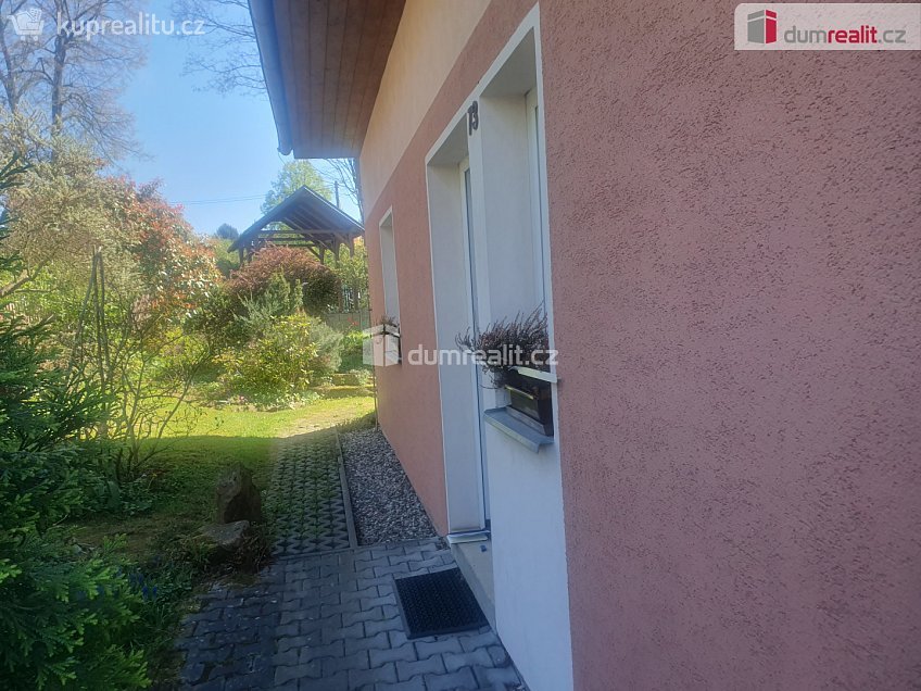 Pronájem  rodinného domu 140 m^2 Arnoltice, Arnoltice 