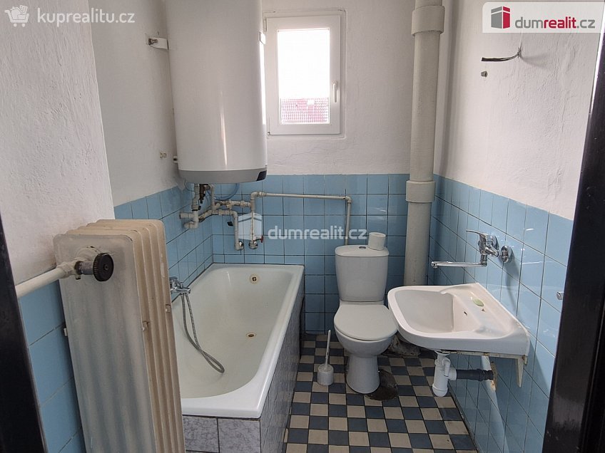 Pronájem  rodinného domu 80 m^2 Ot. Ostrčila, České Budějovice 