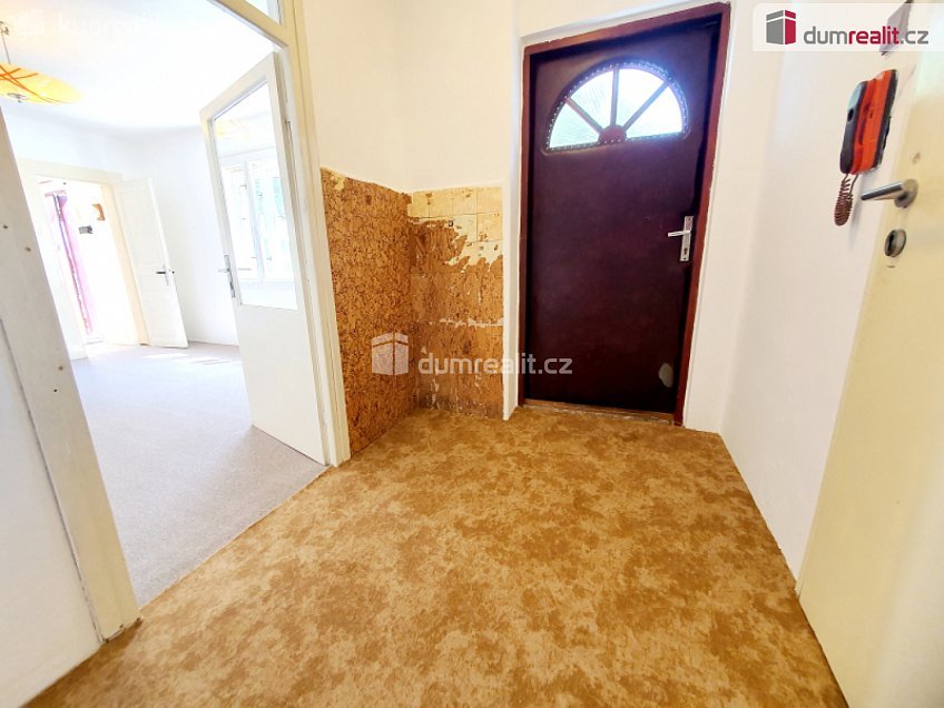 Pronájem  chalupy 65 m^2 Jizerská, Káraný 