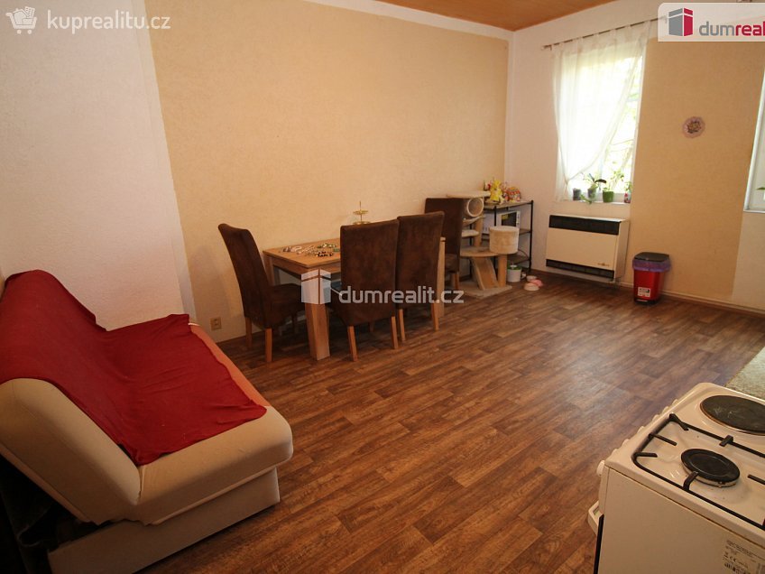 Prodej bytu 2+1 82 m^2 Chebská, Aš 