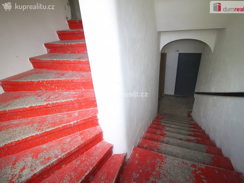 Prodej bytu 2+1 82 m^2 Chebská, Aš 