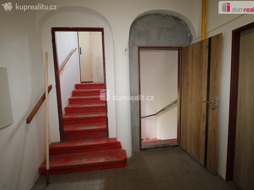Prodej bytu 2+1 82 m^2 Chebská, Aš 