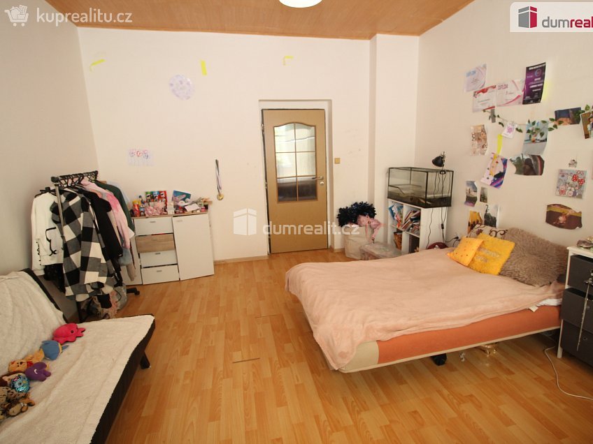 Prodej bytu 2+1 82 m^2 Chebská, Aš 