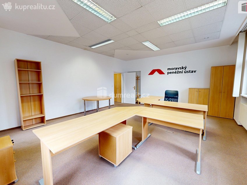 Pronájem  kanceláře 54 m^2 Nádražní, Ostrava 