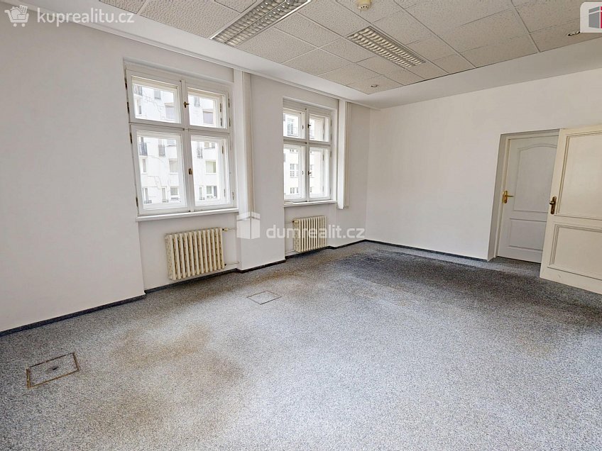 Pronájem  kanceláře 23 m^2 Nádražní, Ostrava 