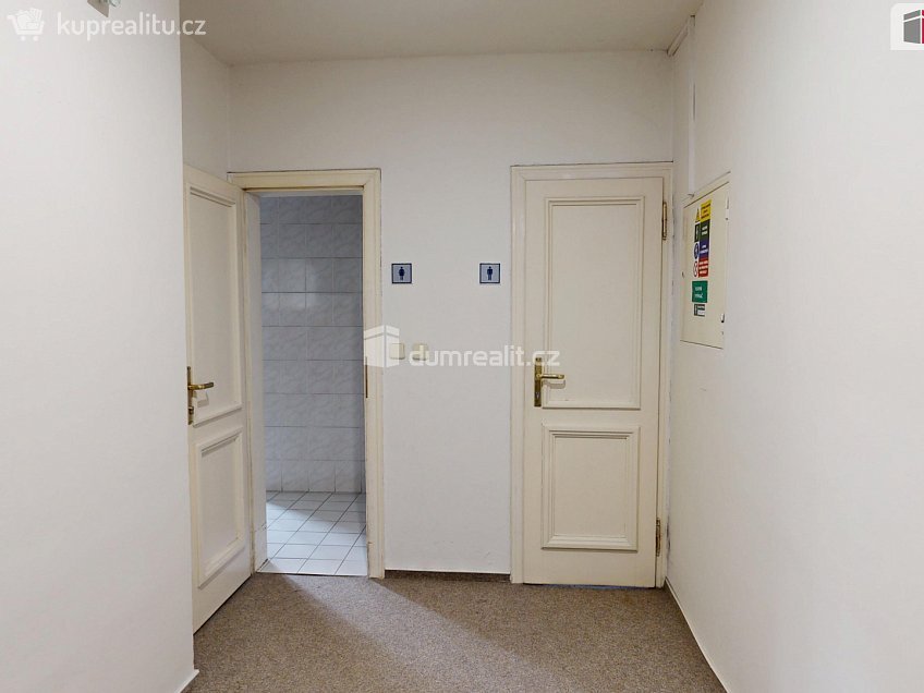 Pronájem  kanceláře 23 m^2 Nádražní, Ostrava 