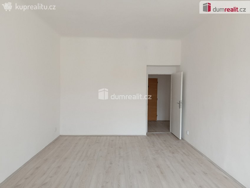 Pronájem bytu 2+kk 60 m^2 Jana Zajíce, Praha 7 