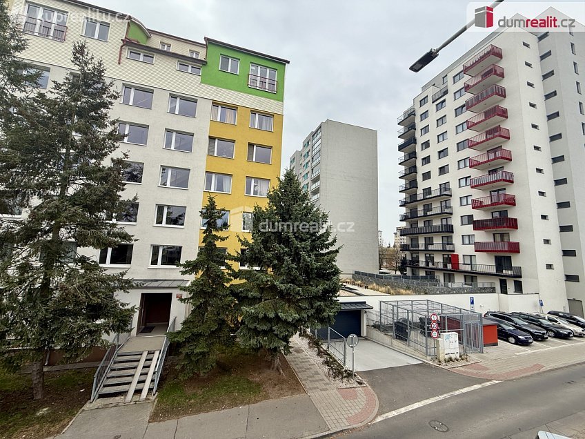Prodej bytu 2+kk 53 m^2 Malkovského, Praha 18 