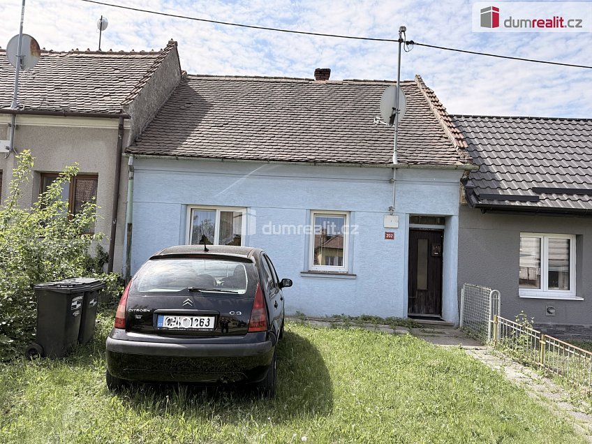 Prodej  rodinného domu 70 m^2 1. máje, Uherské Hradiště 