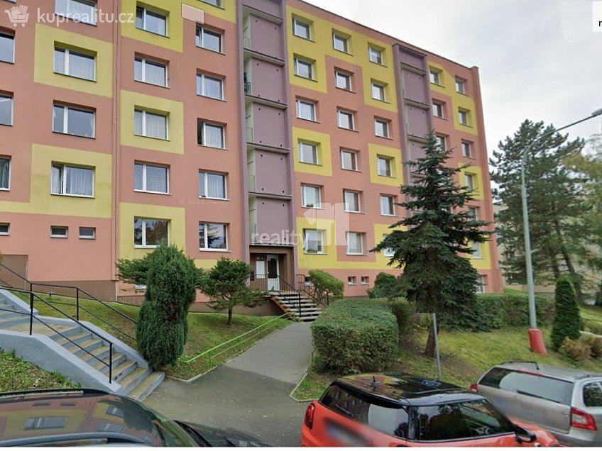 Pronájem bytu 2+kk 36 m^2 Tolstého, Ústí nad Labem 