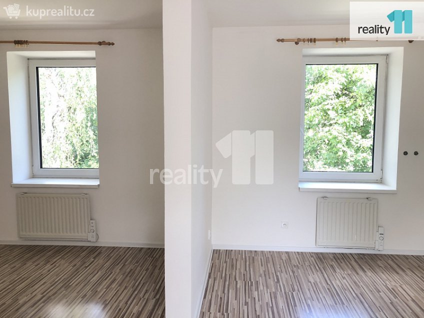 Pronájem bytu 2+1 75 m^2 Českobrodská, Praha 9 