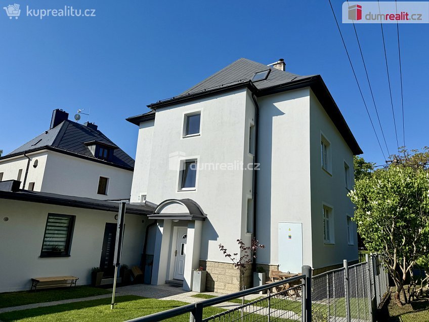 Prodej bytu 3+kk 80 m^2 Polní, Mariánské Lázně 