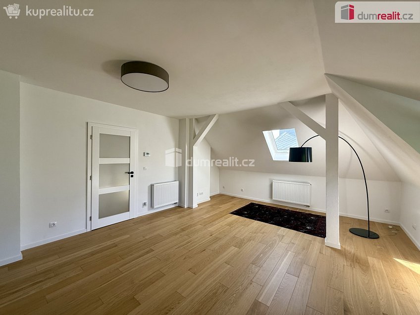Prodej bytu 3+kk 80 m^2 Polní, Mariánské Lázně 