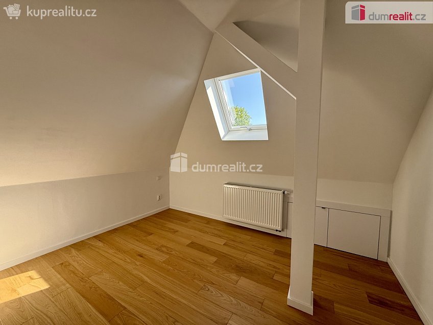 Prodej bytu 3+kk 80 m^2 Polní, Mariánské Lázně 