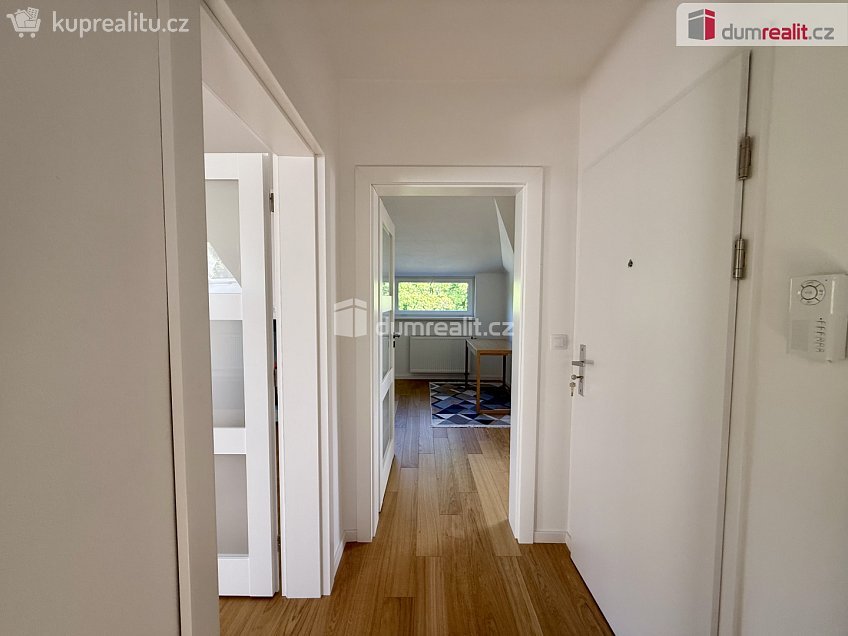 Prodej bytu 3+kk 80 m^2 Polní, Mariánské Lázně 