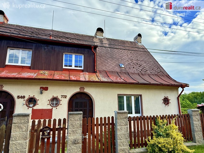 Prodej  rodinného domu 180 m^2 Husova, Habartov 