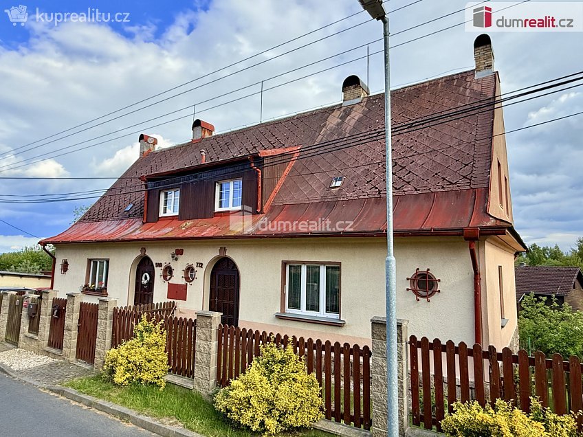 Prodej  rodinného domu 180 m^2 Husova, Habartov 