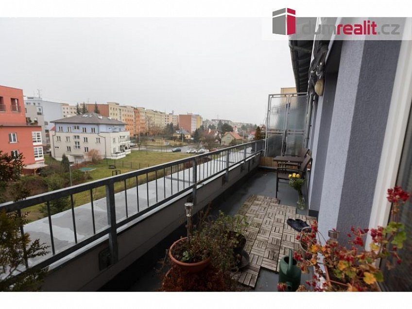 Prodej bytu 4+kk 149 m^2 Jaromíra Vejvody, Praha-Zbraslav 