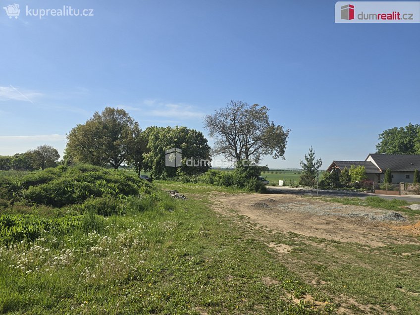 Prodej  stavebního pozemku 913 m^2 Chotětovská, Bezno 