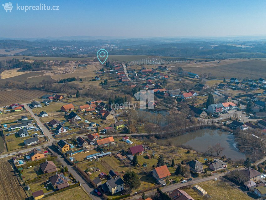 Prodej  stavebního pozemku 966 m^2 Lešany, Lešany 
