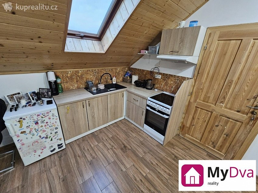 Prodej bytu 3+kk 64 m^2 Poštovní, Znojmo 